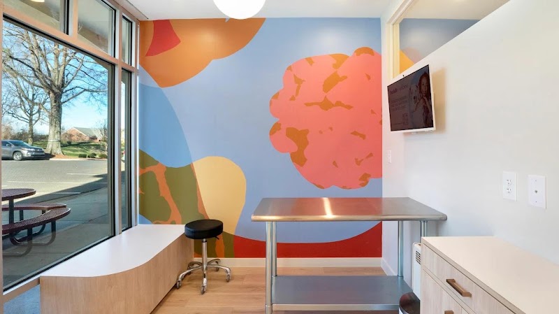 Petfolk Veterinary & Urgent Care - Vintage Park