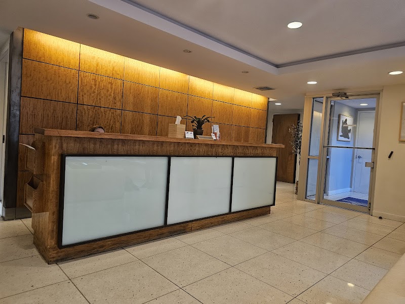 Lincoln Square Veterinary Hospital