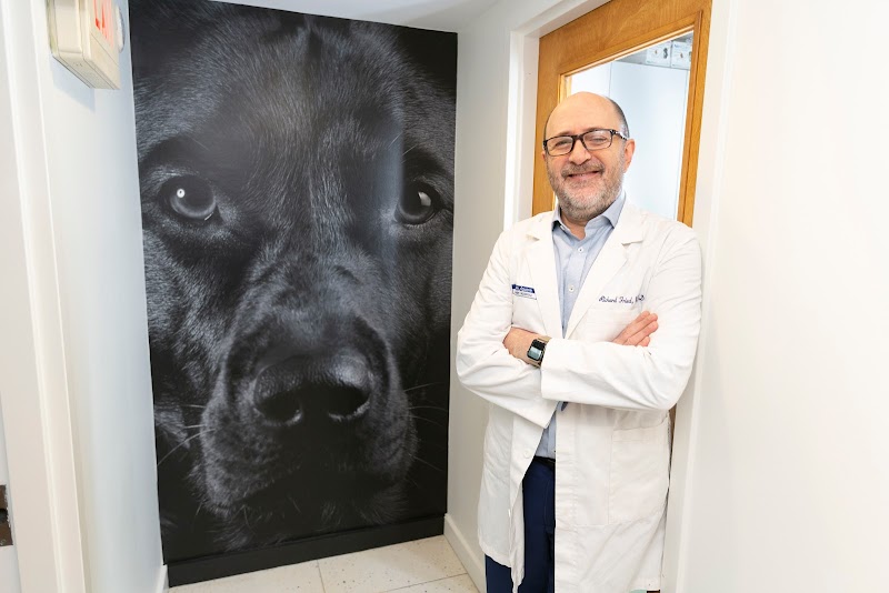 Lincoln Square Veterinary Hospital
