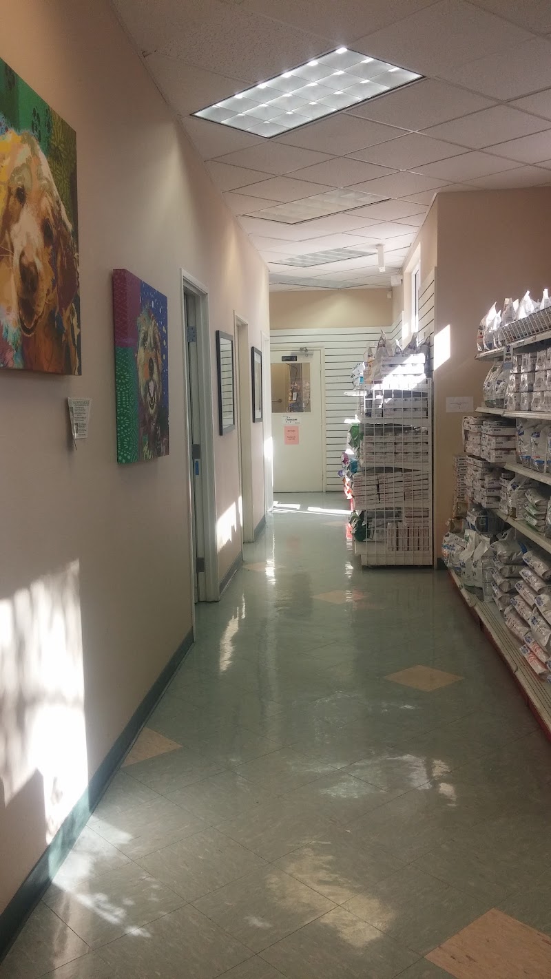 VCA Hillcrest Animal Hospital