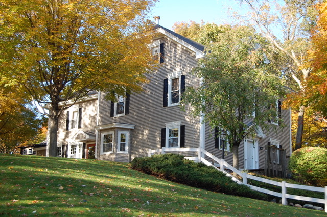 Commonwealth Veterinary Hospital - Newton