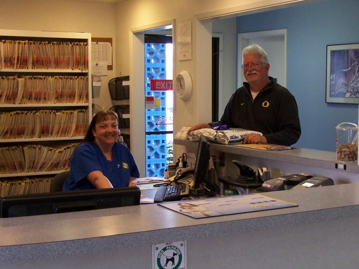VCA 12-Mile Animal Hospital