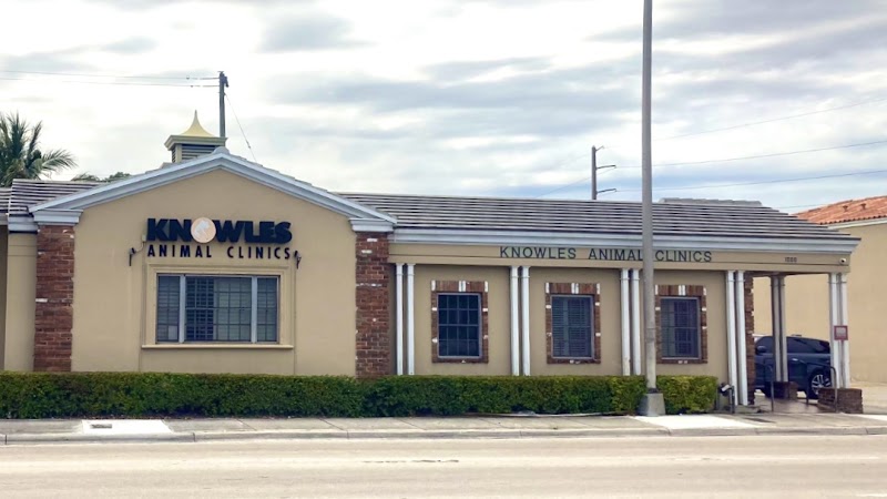 VCA Knowles Central Animal Hospital
