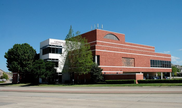 VCA Dallas Animal Specialty Hospital
