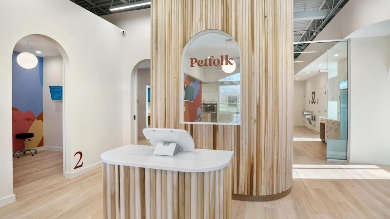 Petfolk Veterinary & Urgent Care - Pearland