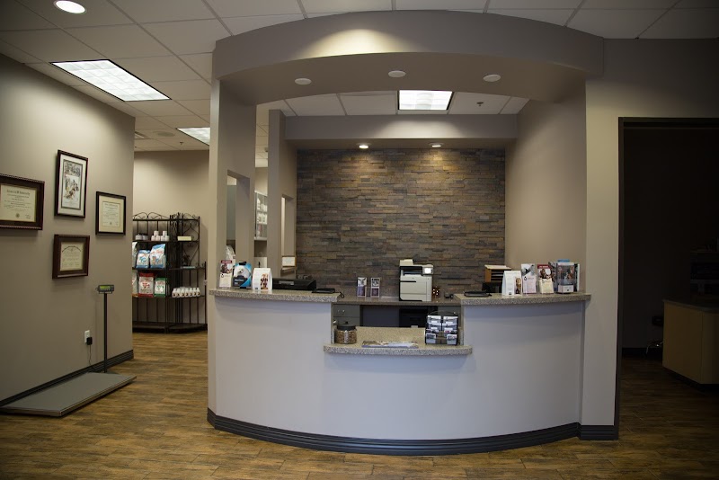 Forest Crossing Animal Hospital