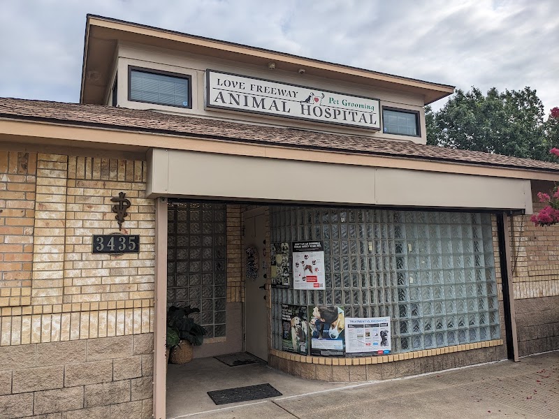 Love Freeway Animal Clinic