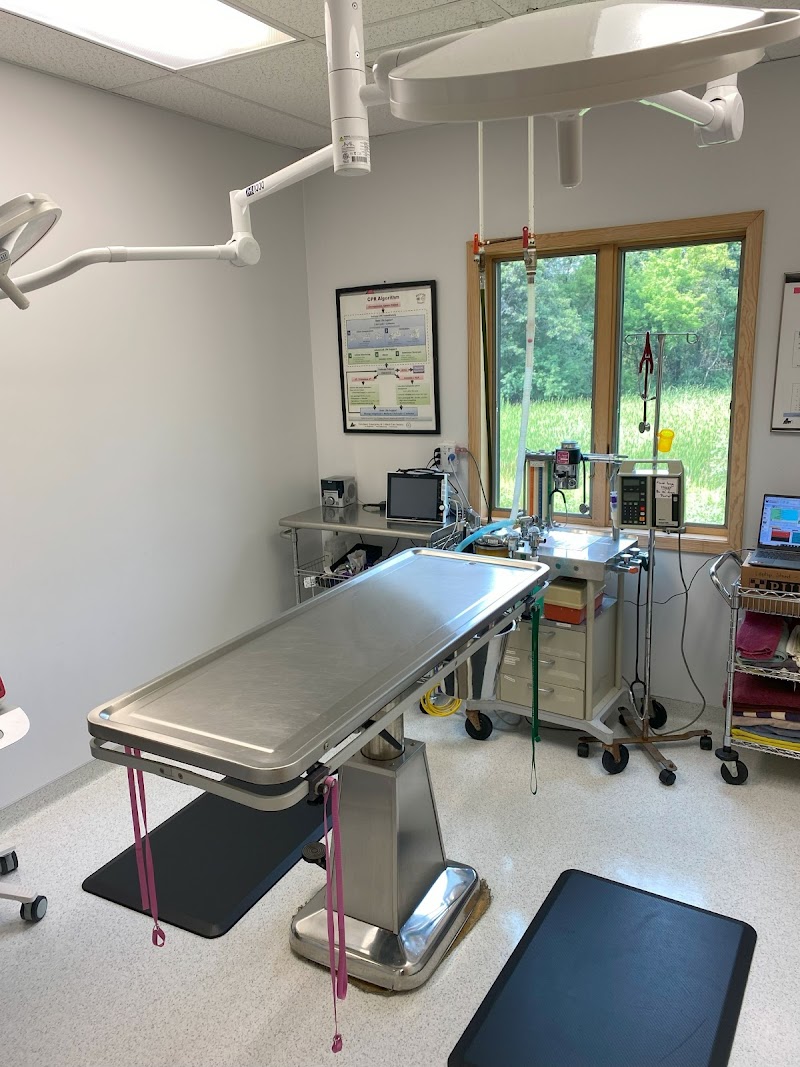 Carver Lake Veterinary Center