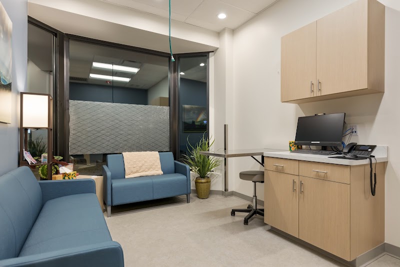Premier Veterinary Group - Mundelein